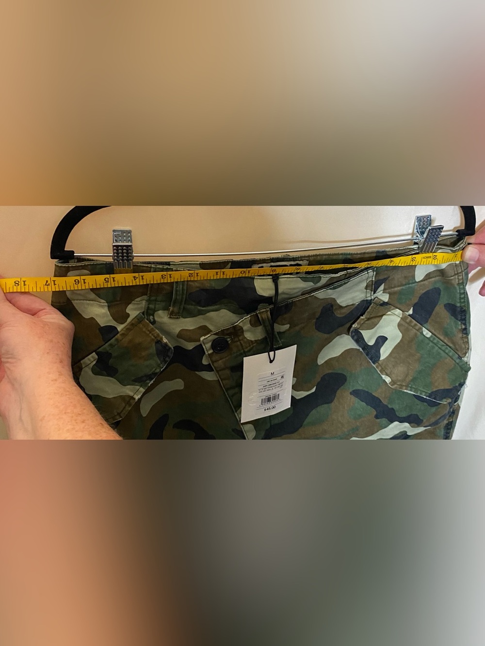 NWT KBB by KAHLANA Women's Mid-Rise Dark Camo 'The Cargo Jogger' Pants - Picture 7 of 12